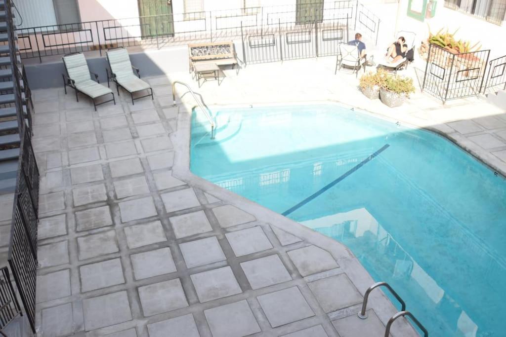 Hollywood Business Appartement *
