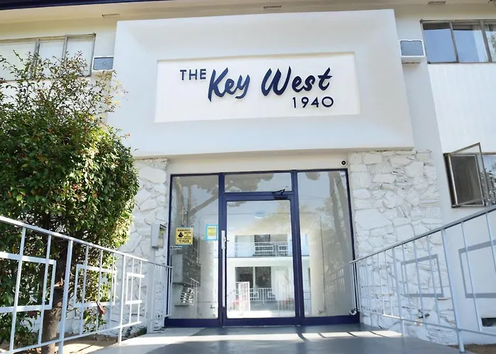 Hollywood Business Apartments