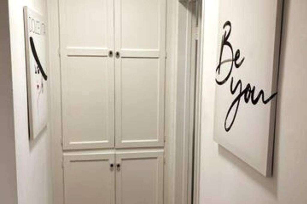 Hollywood Business Apartment *