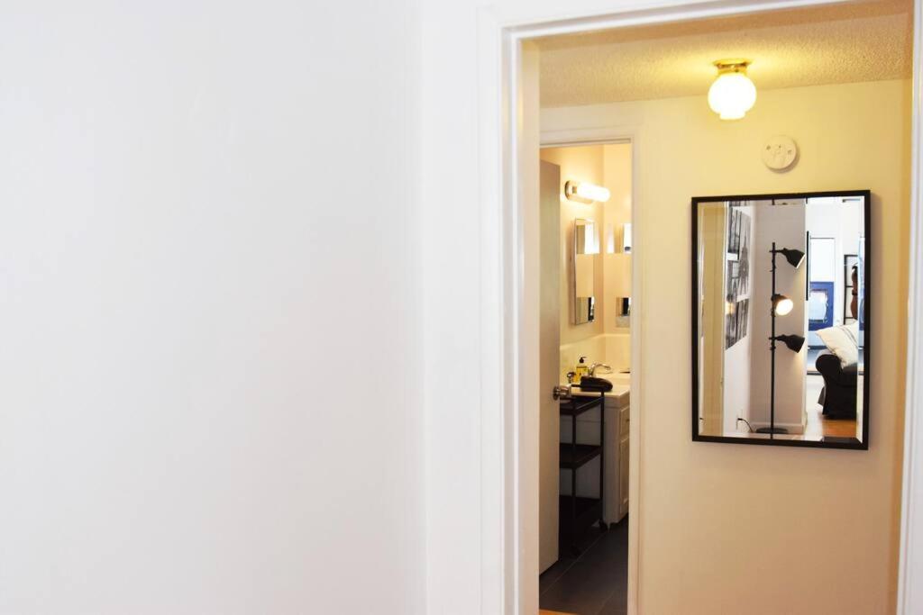 Hollywood Business Apartment *
